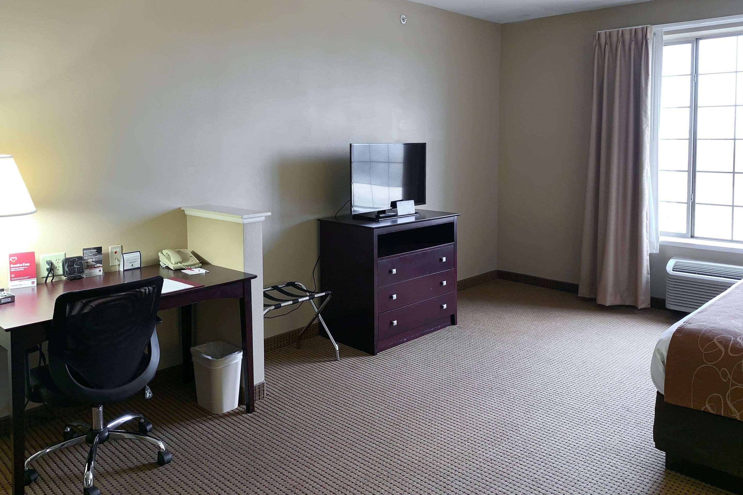 Comfort Suites Roanoke - Fort Worth North Bagian luar foto
